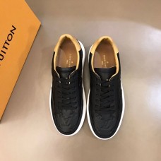 Louis Vuitton Men's Sneaker